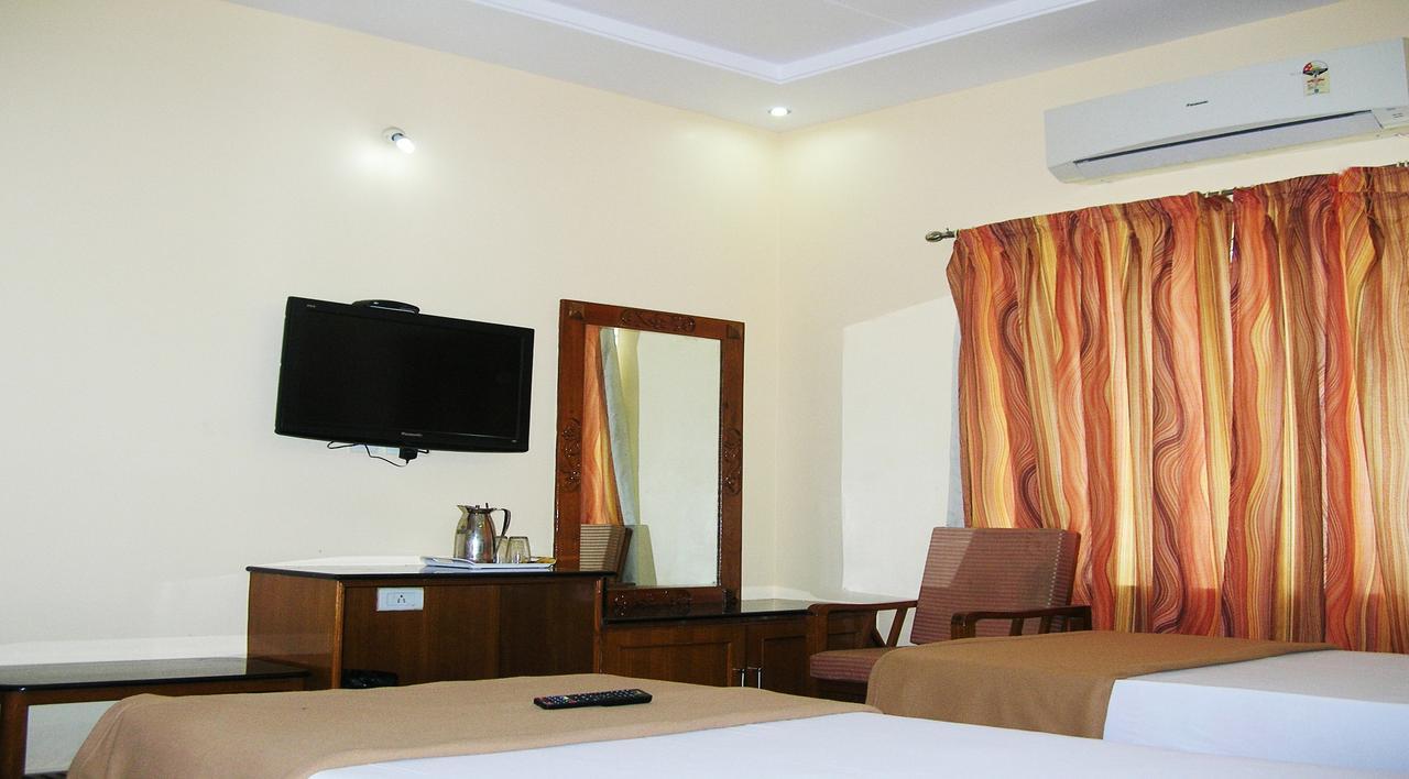 Athidhi Residency Hotel Tirupati Exterior photo